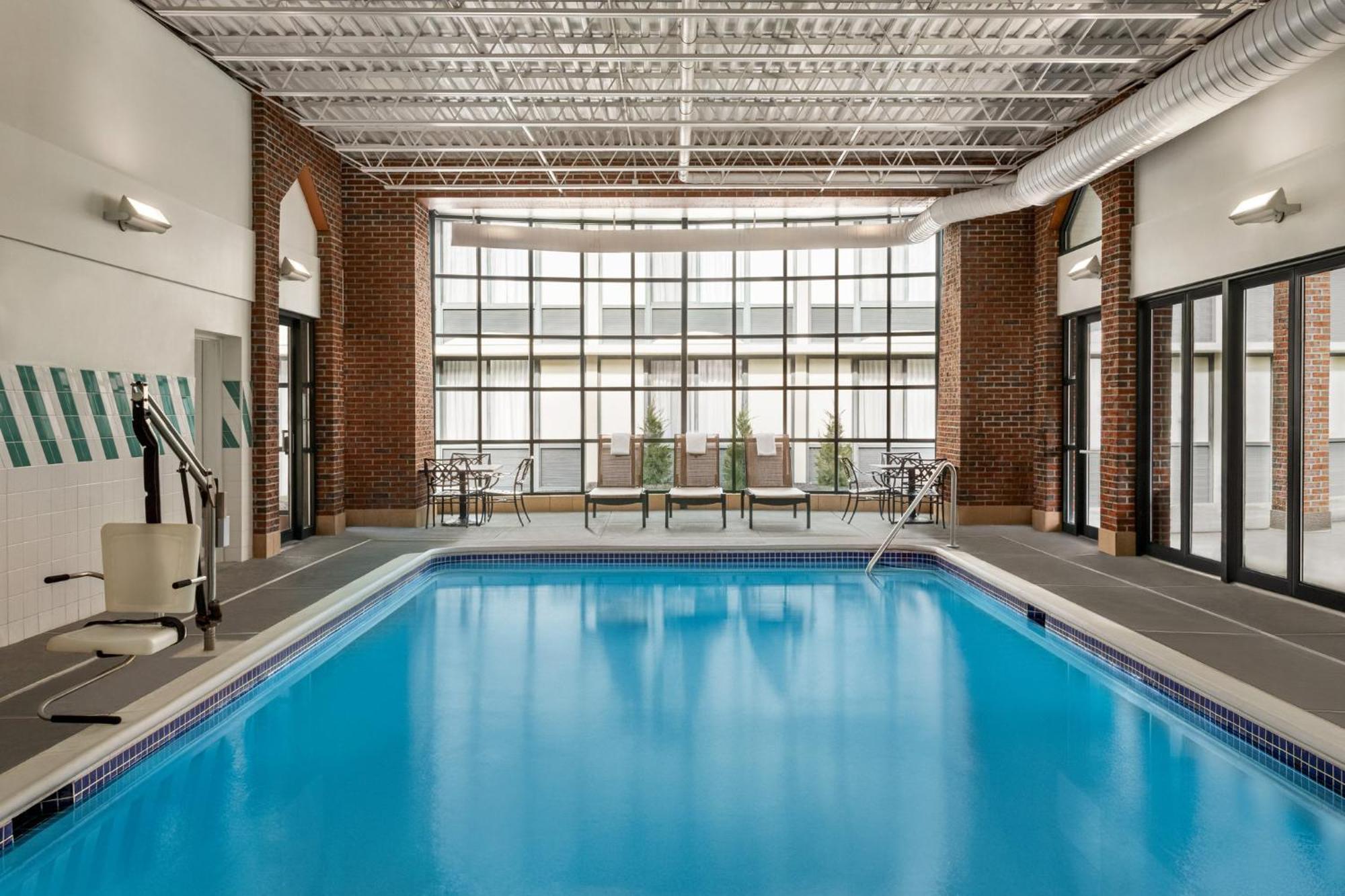 Holiday Inn Saratoga Springs By Ihg Экстерьер фото
