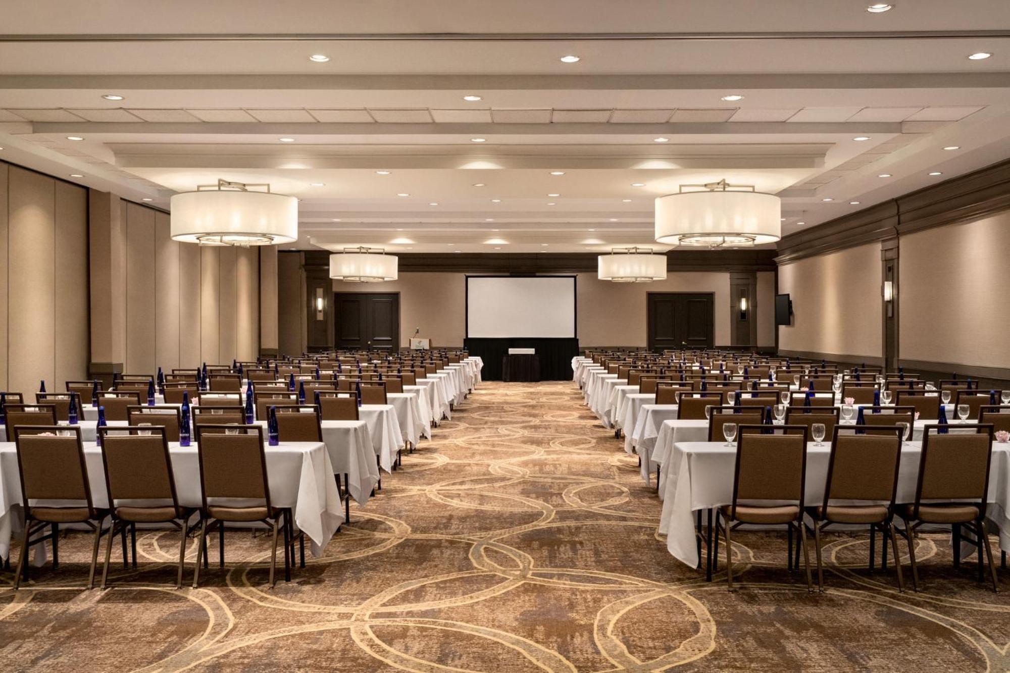 Holiday Inn Saratoga Springs By Ihg Экстерьер фото